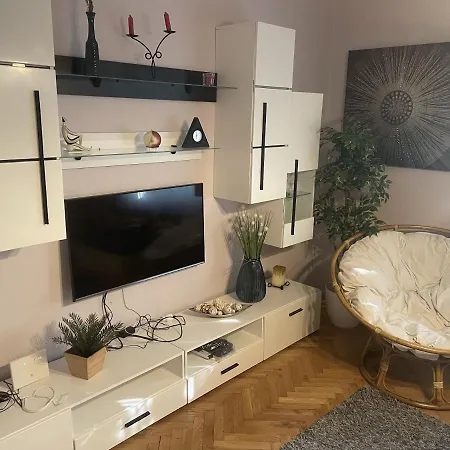 Szemes Tatil Evi *