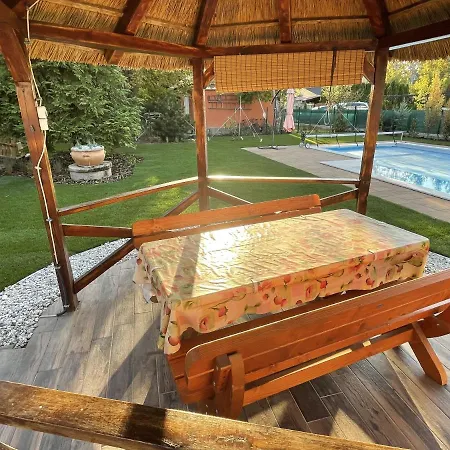 Szemes Vakantiehuis